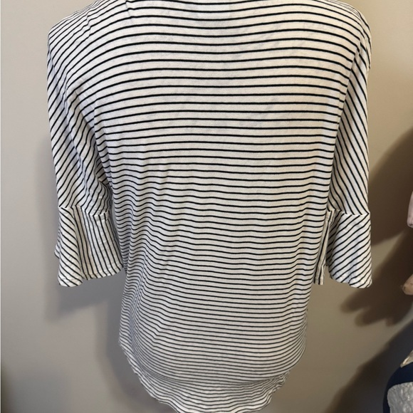 CAbi Women’s Black and White Striped Ruffled 3/4 Sleeve Blouse Size S - Picture 4 of 5